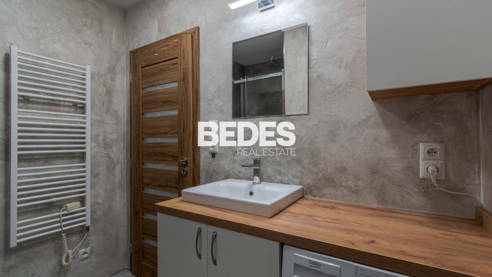BEDES | Moderný 1.5 izbový byt s kompletným zariadením