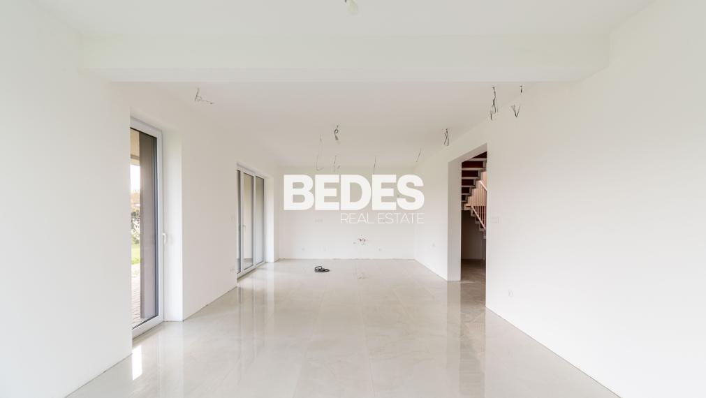 BEDES | 4izb. novostavba182m2, pozemok 659m2, 3x terasa, garáž