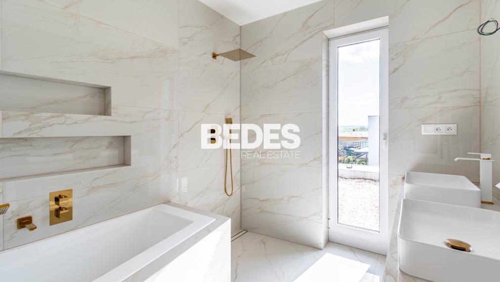 BEDES | 4izb. novostavba182m2, pozemok 659m2, 3x terasa, garáž