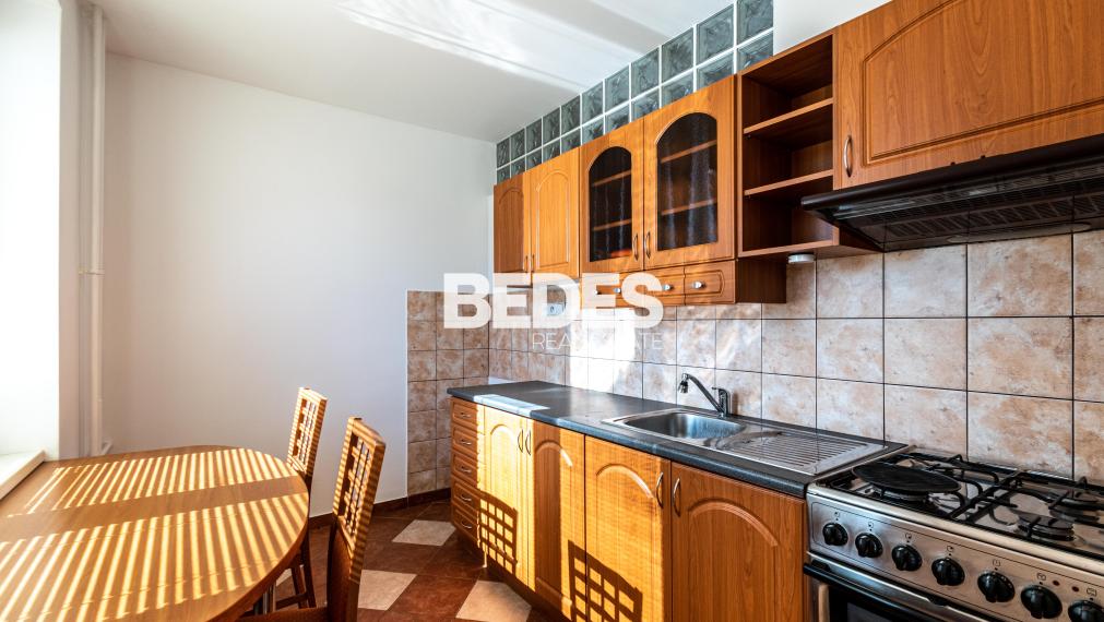 BEDES | Čiastočne zrekonštruovaný 1 izbový byt s balkónom