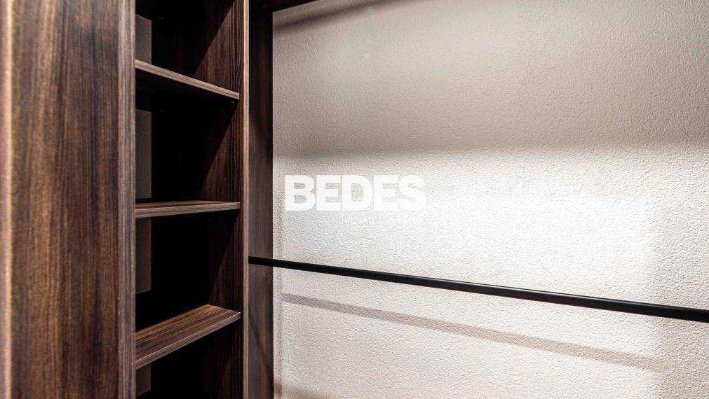 BEDES | Veľkometrážny 3 izbový byt, kompletná rekonštrukcia, walk-in šatník