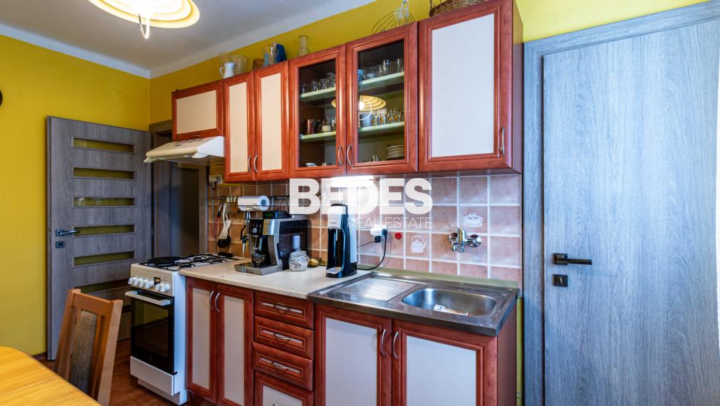 BEDES | Priestranný 2 izbový byt s balkónom v Zemianskych Kostoľanoch