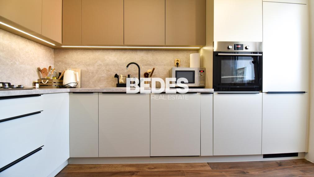BEDES | EXKLUZÍVNE - 3i byt, 70m2, 1x loggia, 6p/8p., Mostná
