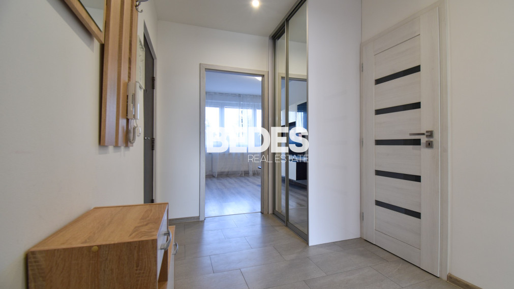 Moderný 2 izb. byt, loggia, zariadený, Necpaly - Prievidza