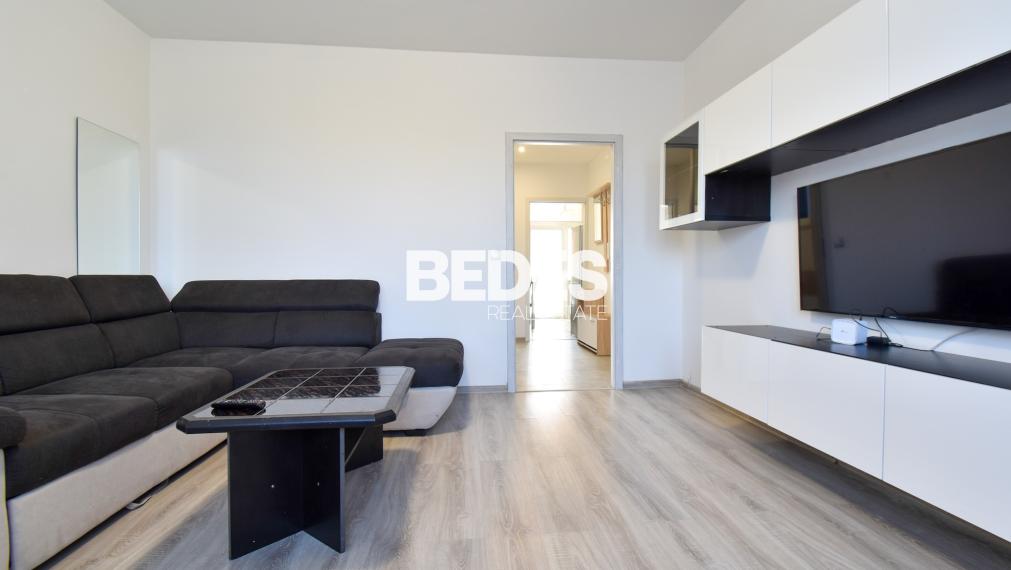 Moderný 2 izb. byt, loggia, zariadený, Necpaly - Prievidza