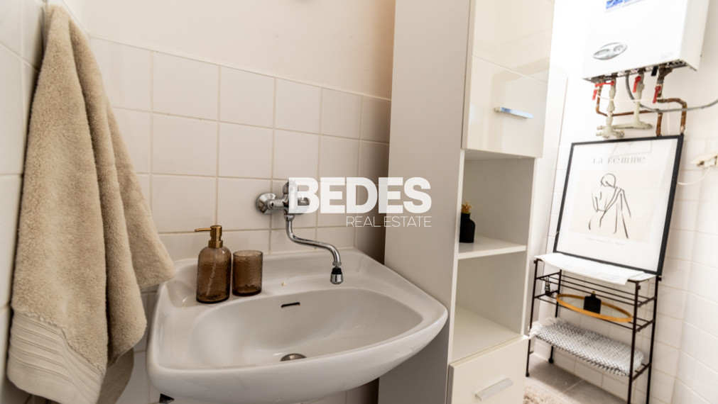 BEDES | Čiastočne zariadený 2- izbovy byt s balkónom