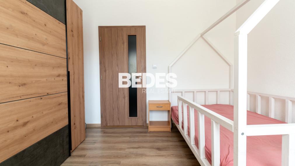 BEDES | Zariadený 3-izbový byt po kompletnej rekonštrukcií