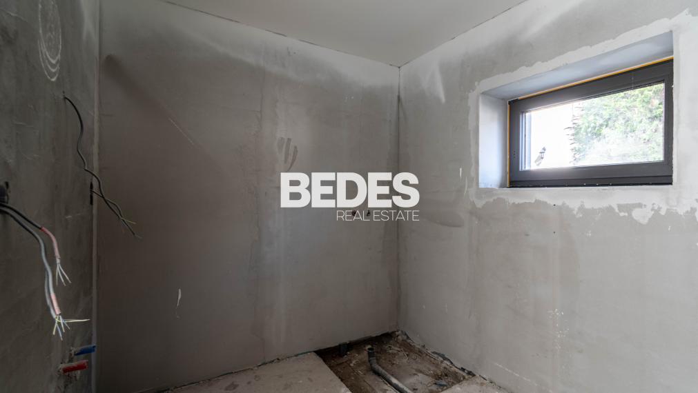 BEDES | Bytový dom s 3 bytovymi jednotkami, Dubnica