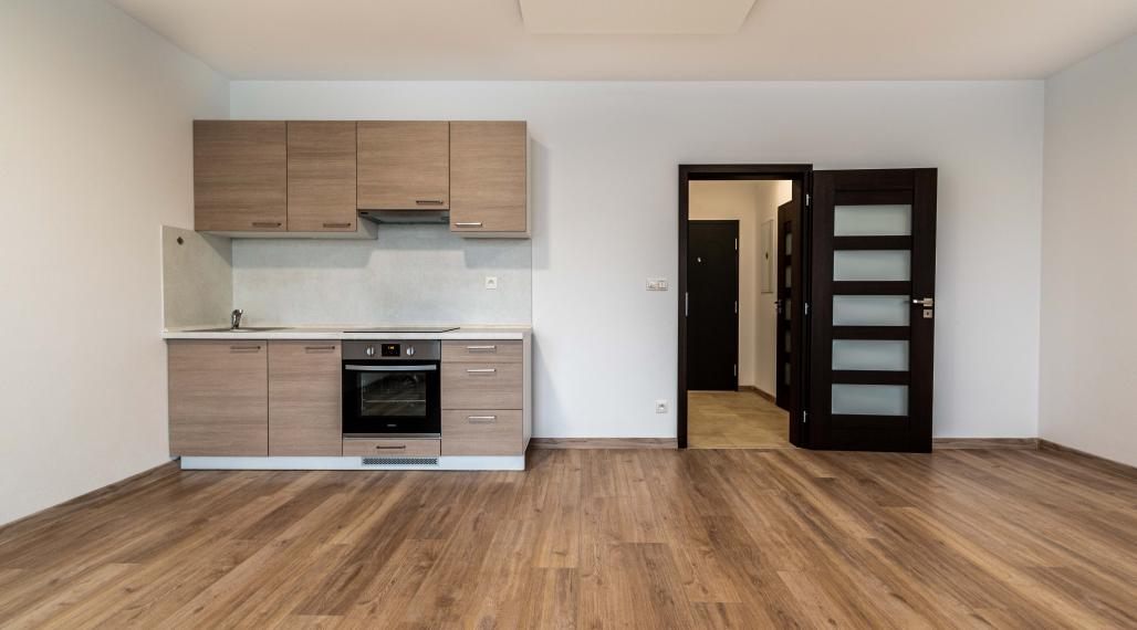 BEDES | Moderný 2 izbový byt v novostavbe s balkónom, vyhradený parking