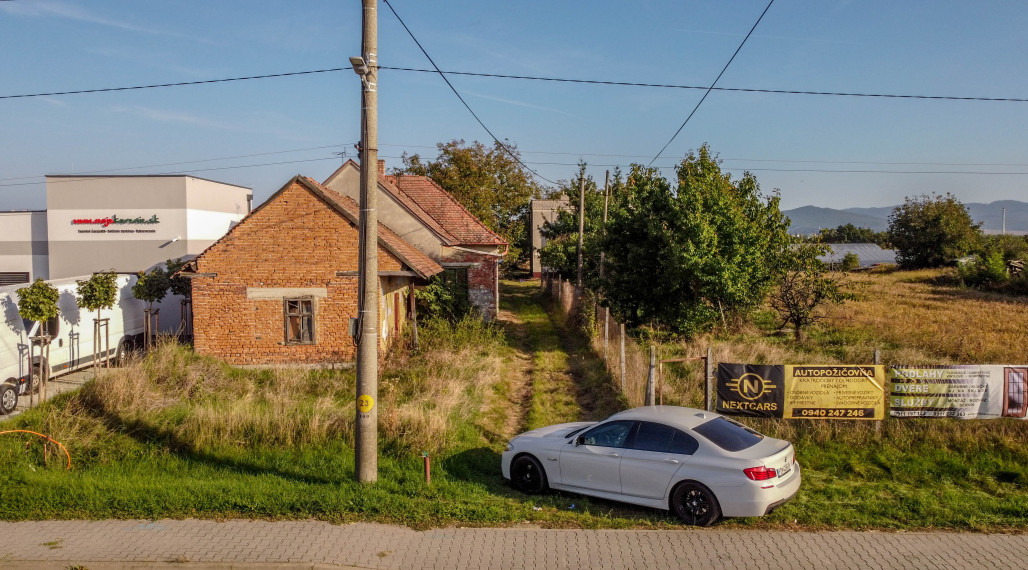 BEDES| Pozemky vhodné na výstavbu polyfunkčnej budovy alebo rodinného domu