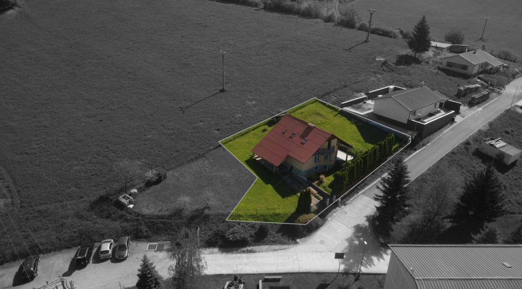 BEDES | 5 izb rodinný dom, 2 kúpeľ., pozemok 792m2, Ráztočno