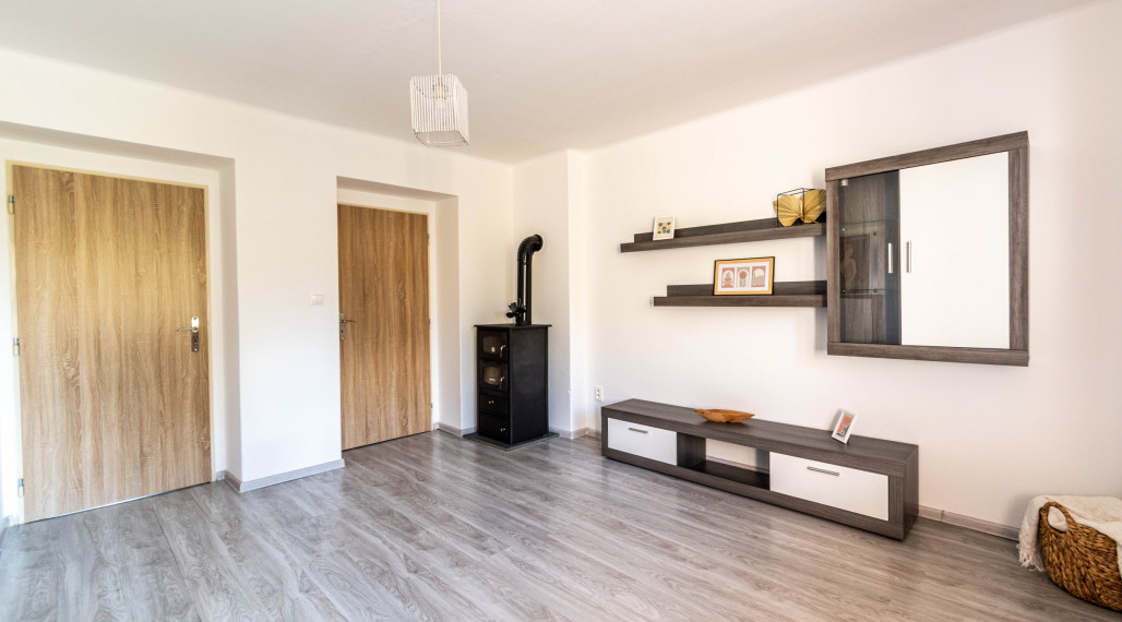 BEDES | Predaj 2-izb. bytu so samostatným kúrením, Handlová