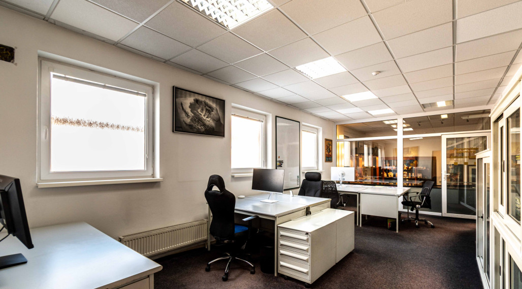 BEDES | Podnikateľský priestor v priamom centre Bojníc, 196m2