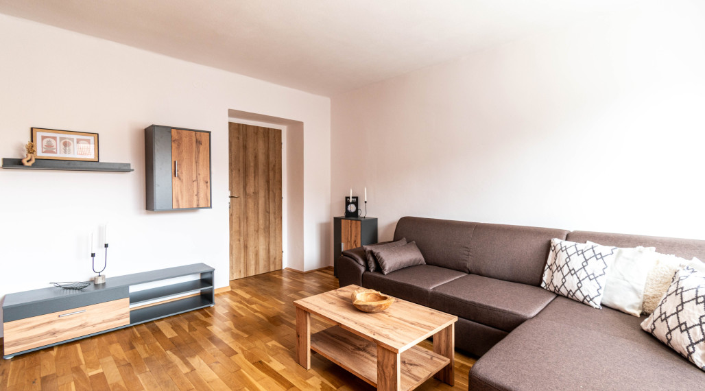 BEDES | Prenájom 2-izbový byt, ul. B. Bjőrnsona, Prievidza