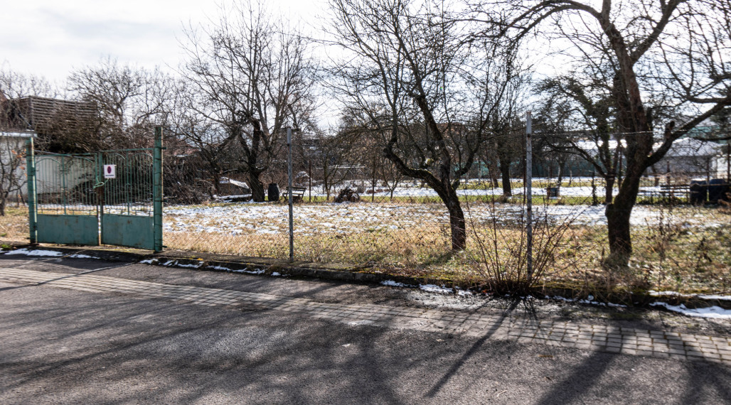 BEDES | Predaj pozemku na Tenisovej ul., 675 m2, Prievidza