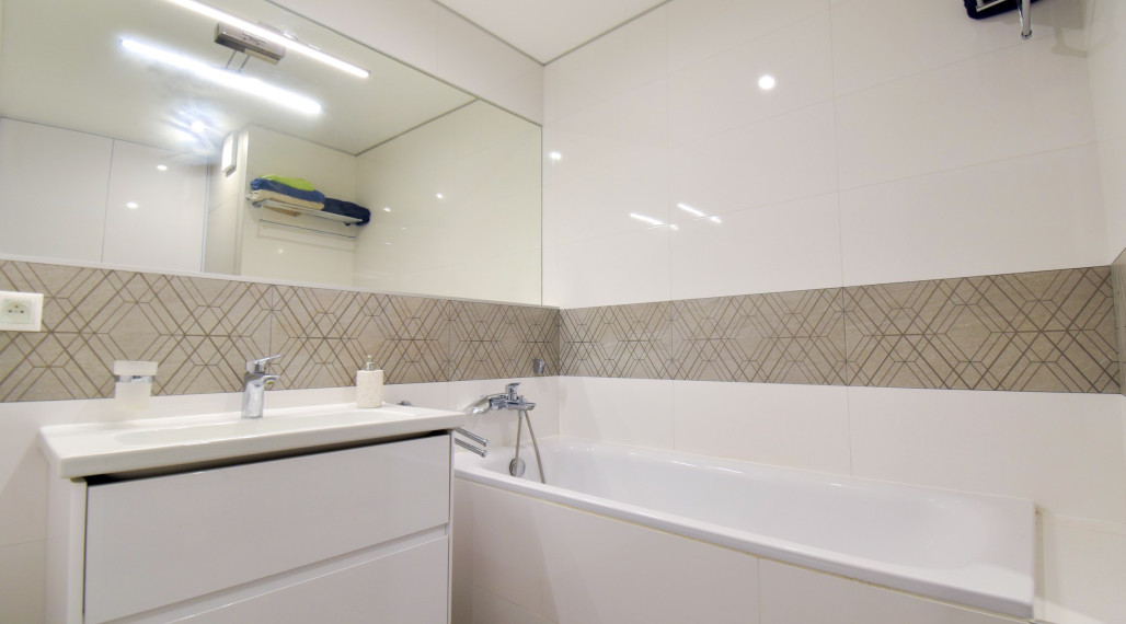 BEDES | nízko-nákladový 2izb; 1x loggia, ihneď k užívaniu !