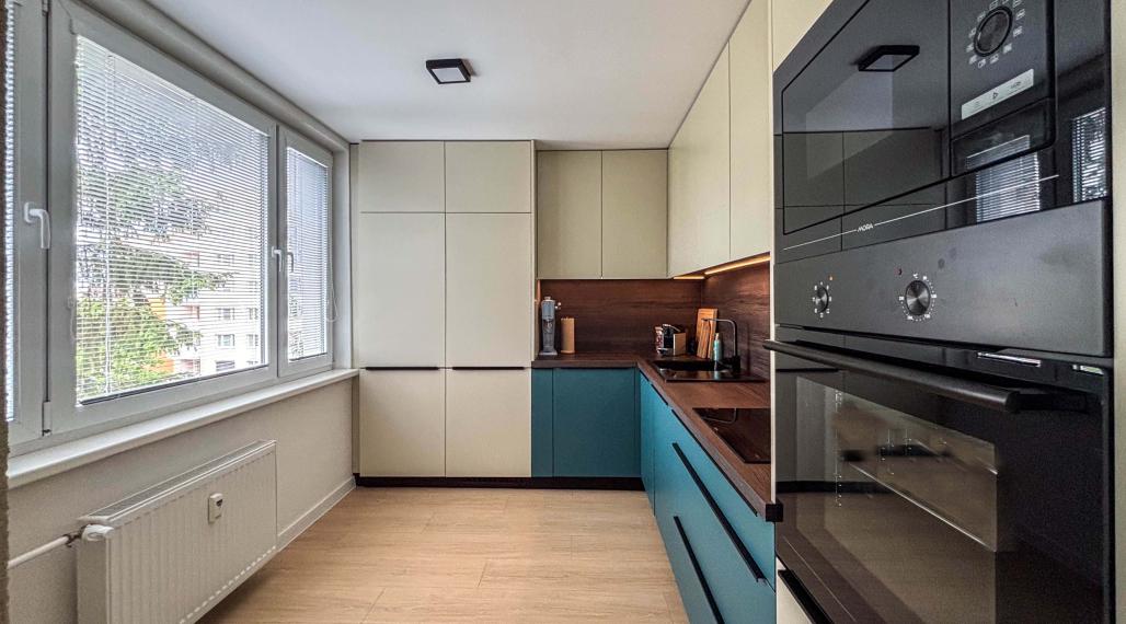 BEDES | Veľkometrážny 3 izbový byt, kompletná rekonštrukcia, walk-in šatník