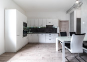 BEDES | Nadštandardný 3izb. byt, 140m2, 2x kúpeľňa, 1x parking - fotografia 2