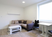 Prenájom – zariadený 3+kk byt 83m2, vyhradený parking, centrum PD - fotografia 5