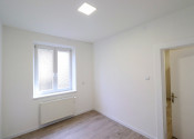 Prenájom – zariadený 3+kk byt 83m2, vyhradený parking, centrum PD - fotografia 9
