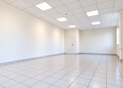BEDES | komerčný priestor s parkovaním, 33m2 centrum Prievidza - fotografia 6