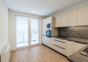 BEDES | Moderný 3 izbový byt po kompletnej rekoštrukcii, loggia - fotografia 6