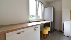 Prenájom – 2 izbový byt, 58m2, balkón, plne zariadený - fotografia 3