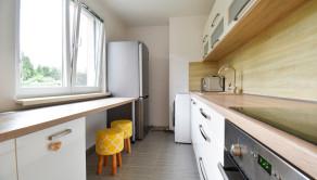Prenájom – 2 izbový byt, 58m2, balkón, plne zariadený - fotografia 4