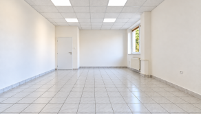 BEDES | komerčný priestor s parkovaním, 33m2 centrum Prievidza - fotografia 5