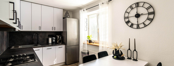 BEDES | Veľkometrážny 3 izbový byt s kompletným zariadením