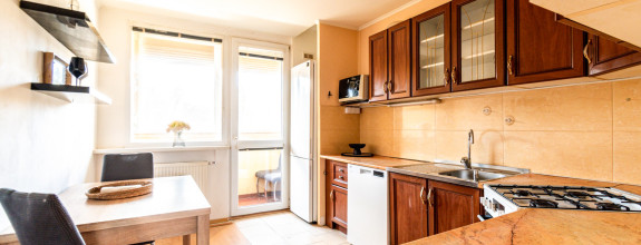 BEDES | Veľkometrážny byt, šatník, sklad, loggia, Okružná