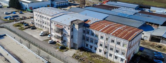 BEDES | Samostatný prevádzkový priestor, 432m², Pravenec