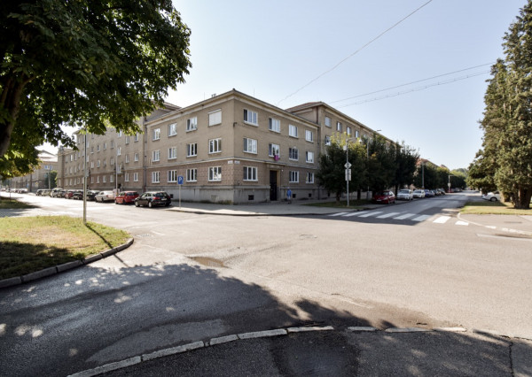 BEDES | Nadštandardne priestranný 1 izb. byt, Nová Dubnica