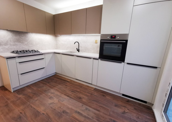 BEDES | 3izbový byt, 72m2, komplet spotrebiče, nová kuchyňa