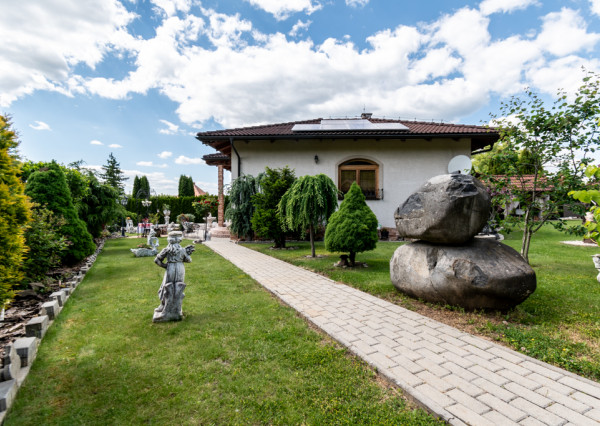 BEDES | Jedinečný rodinný dom v Oslanoch pod lesom