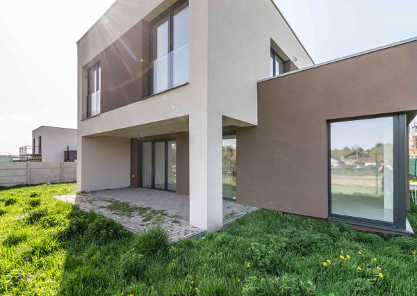 BEDES | novostavba 182m2, pozemok 659m2, 3x terasa, 1x garáž