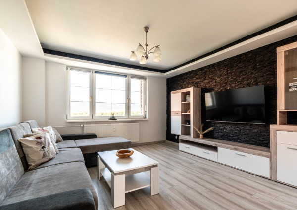 BEDES | Prenájom - moderný 2-izbový byt, Necpaly, Prievidza