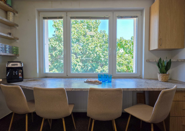 REZERVOVANÉ | 3 izbový byt, loggia, garáž, záhrada, Bojnice