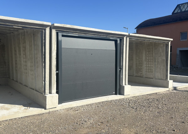 DOKONČENIE 03/2026 - Moderné garáže a skladové priestory v Prievidzi