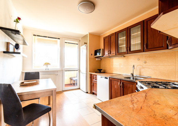 BEDES | Veľkometrážny byt, šatník, sklad, loggia, Okružná