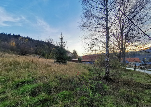 BEDES | pozemok pre výstavbu RD, 901m2, Handlová – N. Lehota