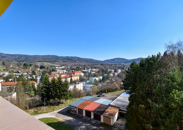 BEDES | 2izb, 64m2, 1x loggia, 1x balkón, 6/6p, Morovnianska