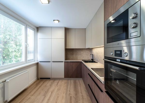 BEDES | Veľkometrážny 3 izbový byt, kompletná rekonštrukcia, walk-in šatník
