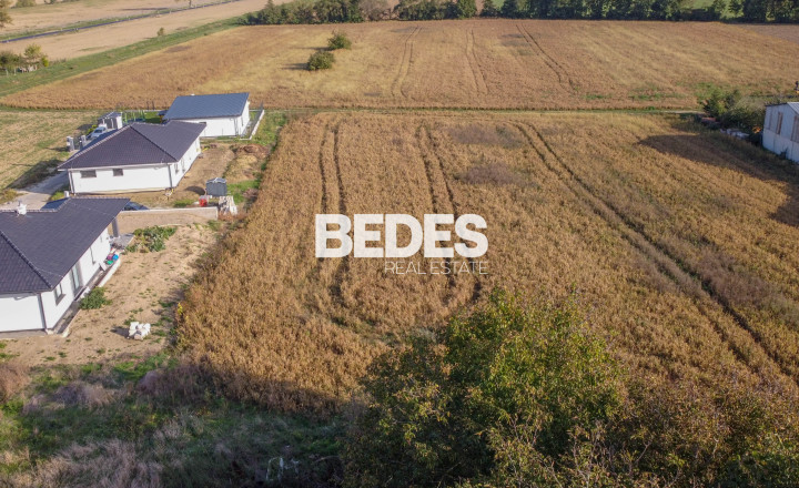 BEDES |Pozemky s rodinným domom vhodné na výstavbu rodinných - fotografia 6