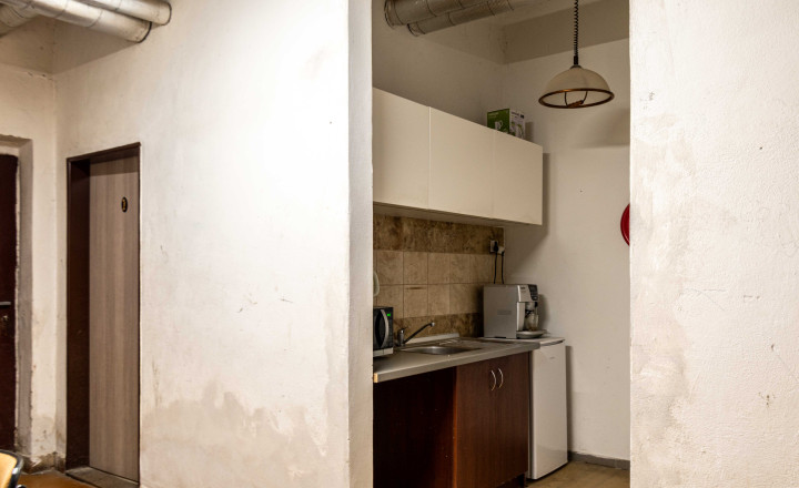 BEDES | Prenájom - zaujímavý nebytový priestor, 500 m² - fotografia 12
