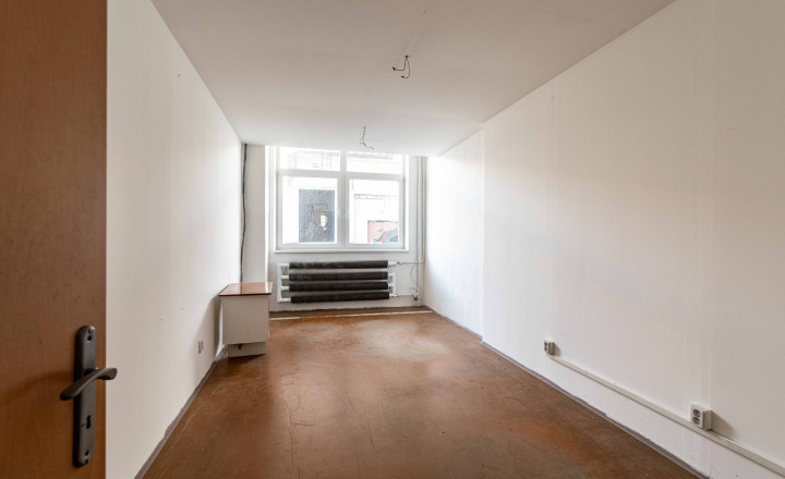 BEDES | Prenájom - zaujímavý nebytový priestor, 500 m² - fotografia 5