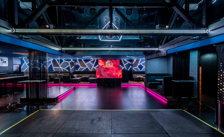 BEDES | Kompletne zariadený klub s personálom, vybavením a know-how - fotografia 9