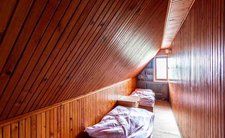 BEDES | Veľká usadlosť na samote pri lese, Valaská Belá – laz Púčkovci (7 500 m²) - fotografia 16