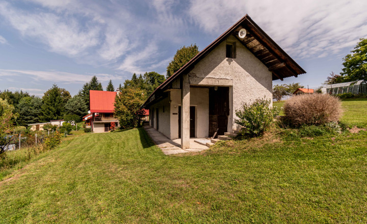 BEDES | Veľká usadlosť na samote pri lese, Valaská Belá – laz Púčkovci (7 500 m²) - fotografia 28