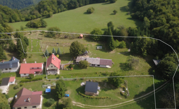 BEDES | Veľká usadlosť na samote pri lese, Valaská Belá – laz Púčkovci (7 500 m²) - fotografia 35